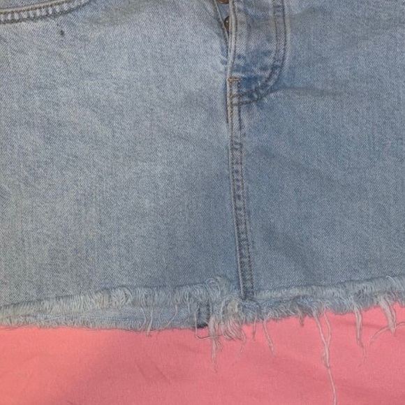 clothes - Picture 6 of 8